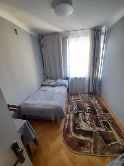 Apartament Mieszkanie Na Doby Plac Hallera Warszawa