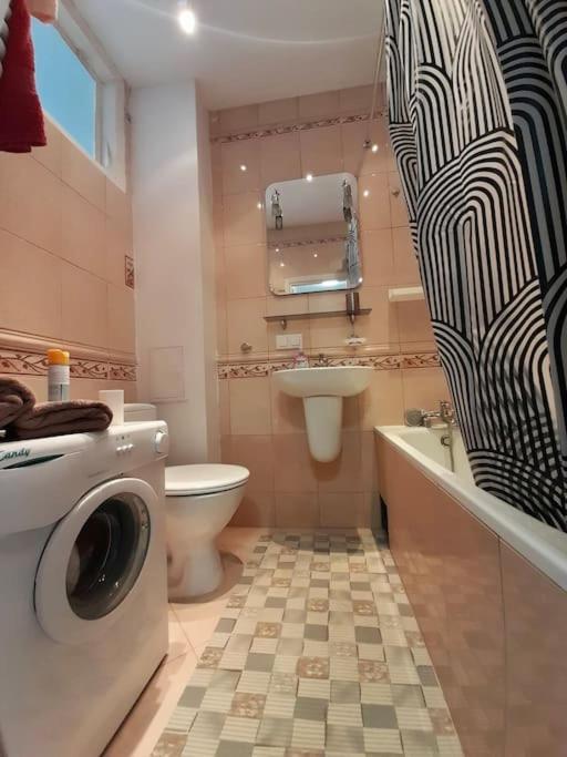 Apartament Mieszkanie Na Doby Plac Hallera *
