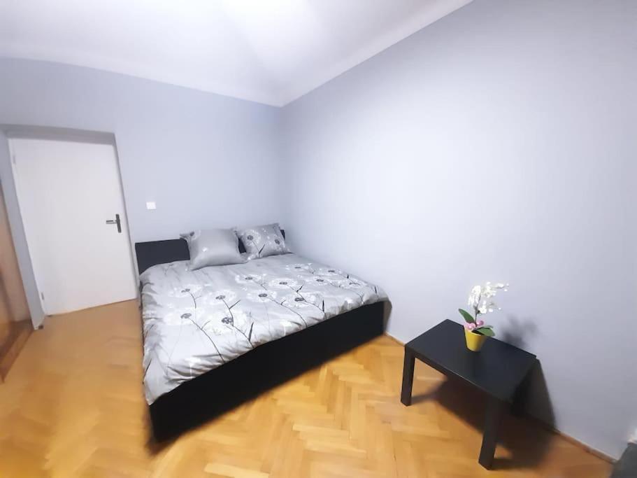 Apartament Mieszkanie Na Doby Plac Hallera *
